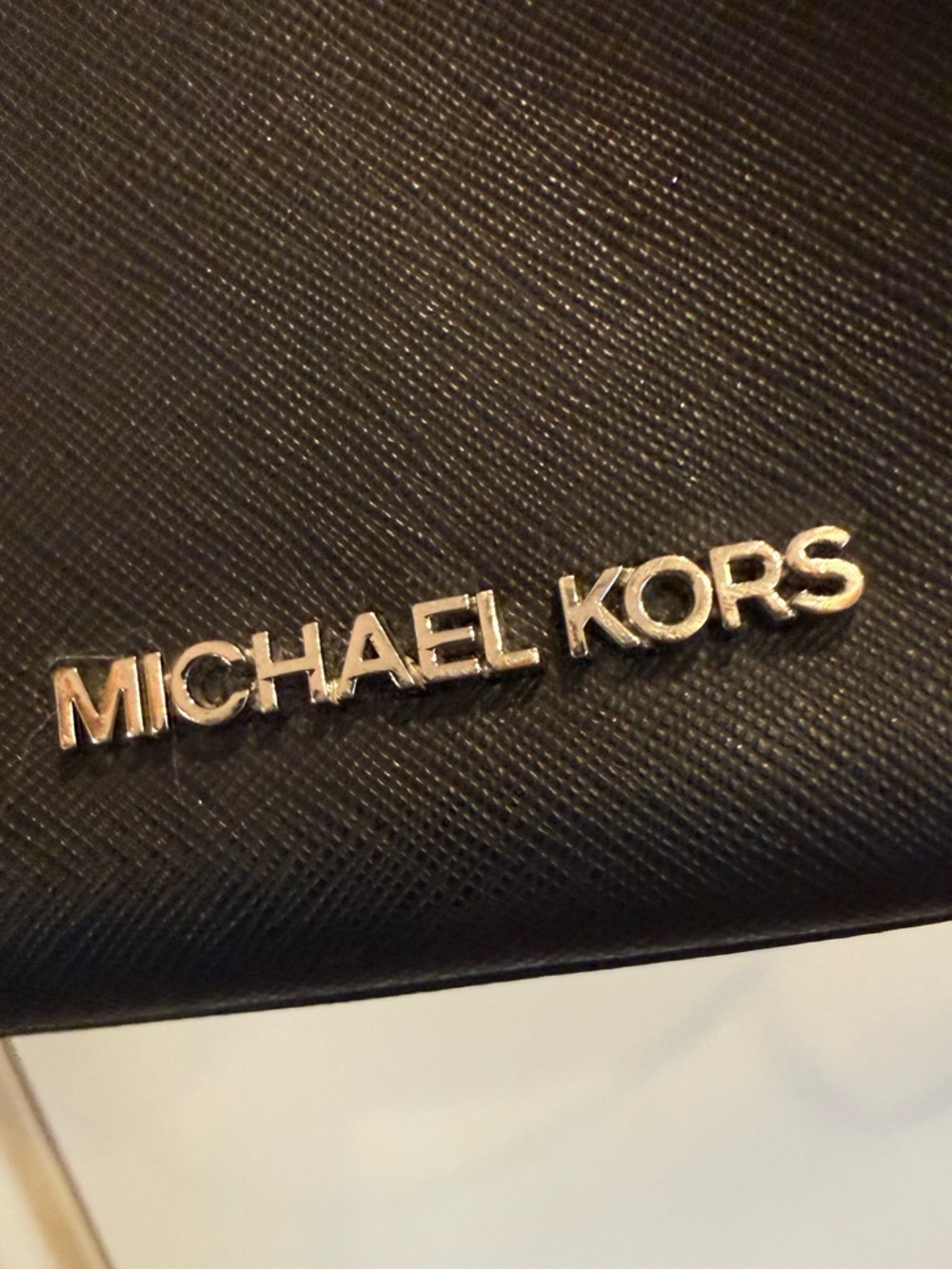Michael Kors Suri Medium Bucket Bag Black Saffiano Leather Crossbody MK - Picture 9 of 14